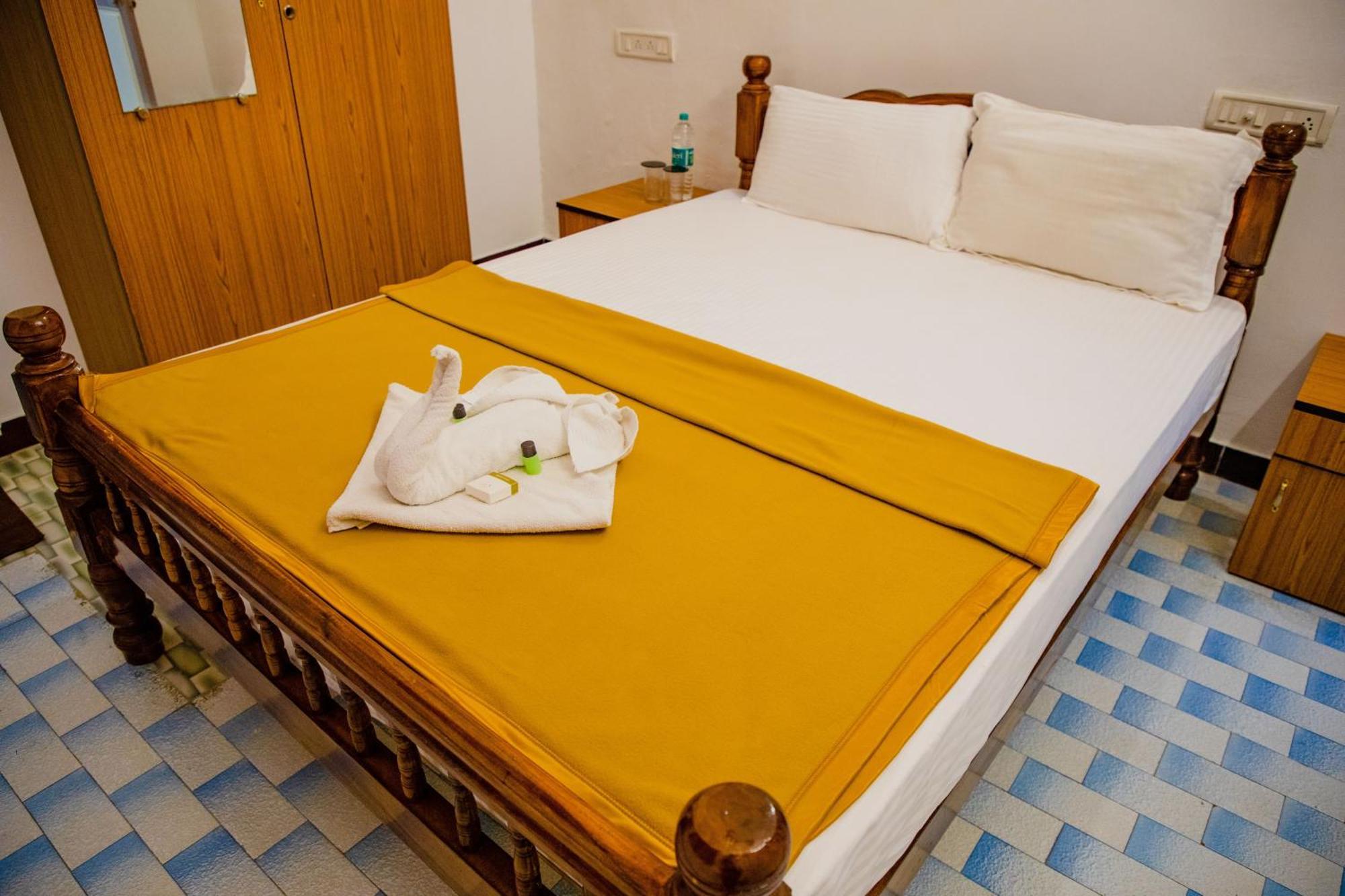 Hotel Maison Blanche Near Rock Beach Puduččéri Exteriér fotografie